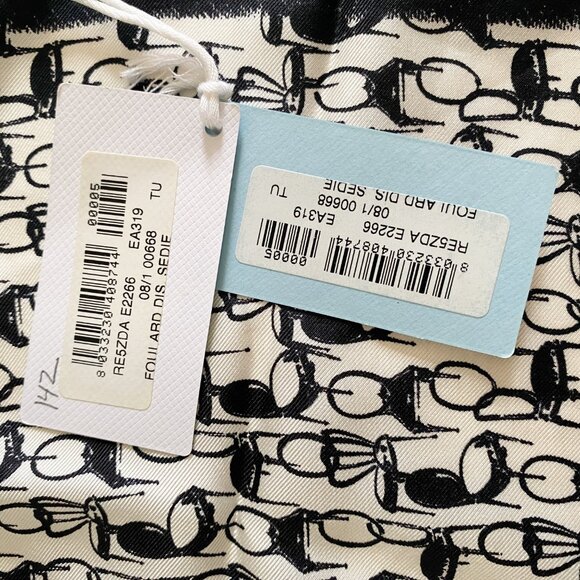 Malo Silk Chair Print Scarf 19 x 19 Italy Authentic New w Tags Black White - Picture 6 of 7